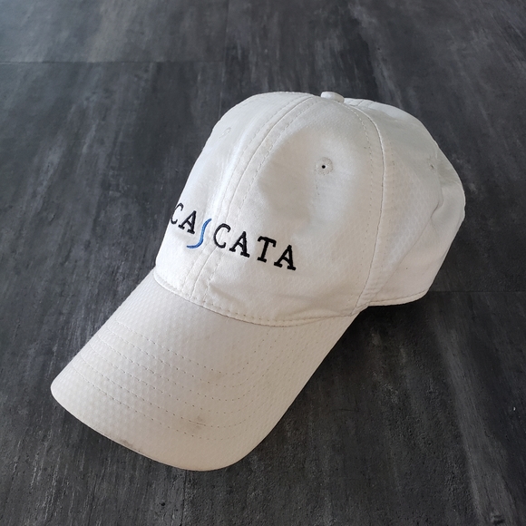 Legendary Headwear Accessories White Cascata Golf Club Lh Lid